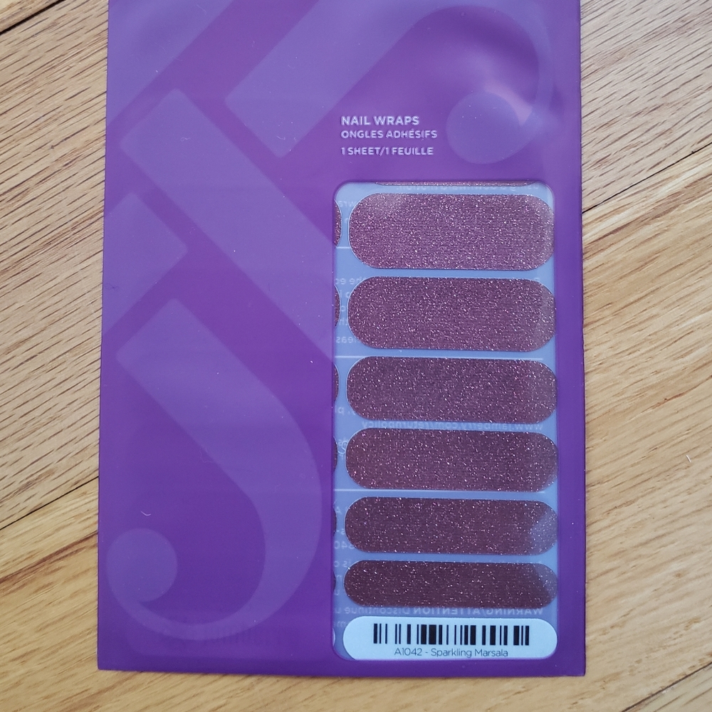 Sparkling Marsala Jamberry nail wraps